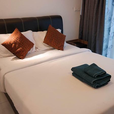 Summersuites By Ag Vacation Wifi Twin Tower Куала-Лумпур Экстерьер фото